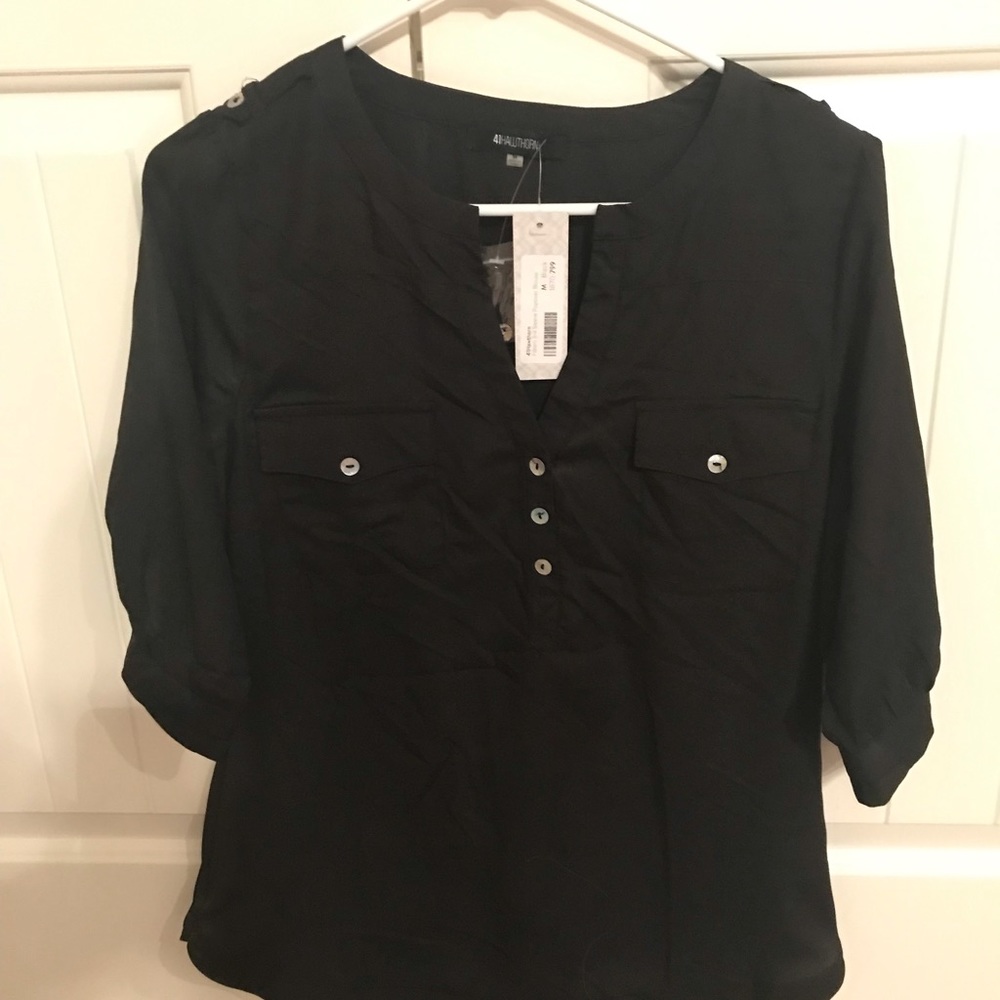 Filbert 3/4 sleeve Popover Blouse